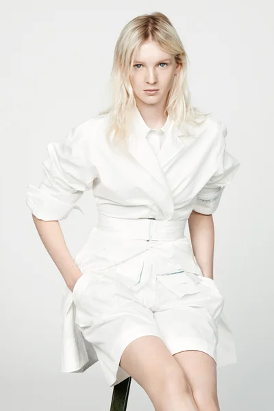 Look 17